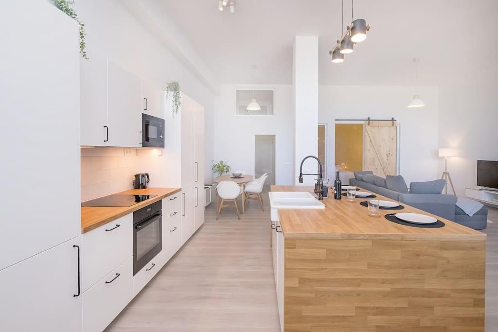 Homey Apt Компета Экстерьер фото